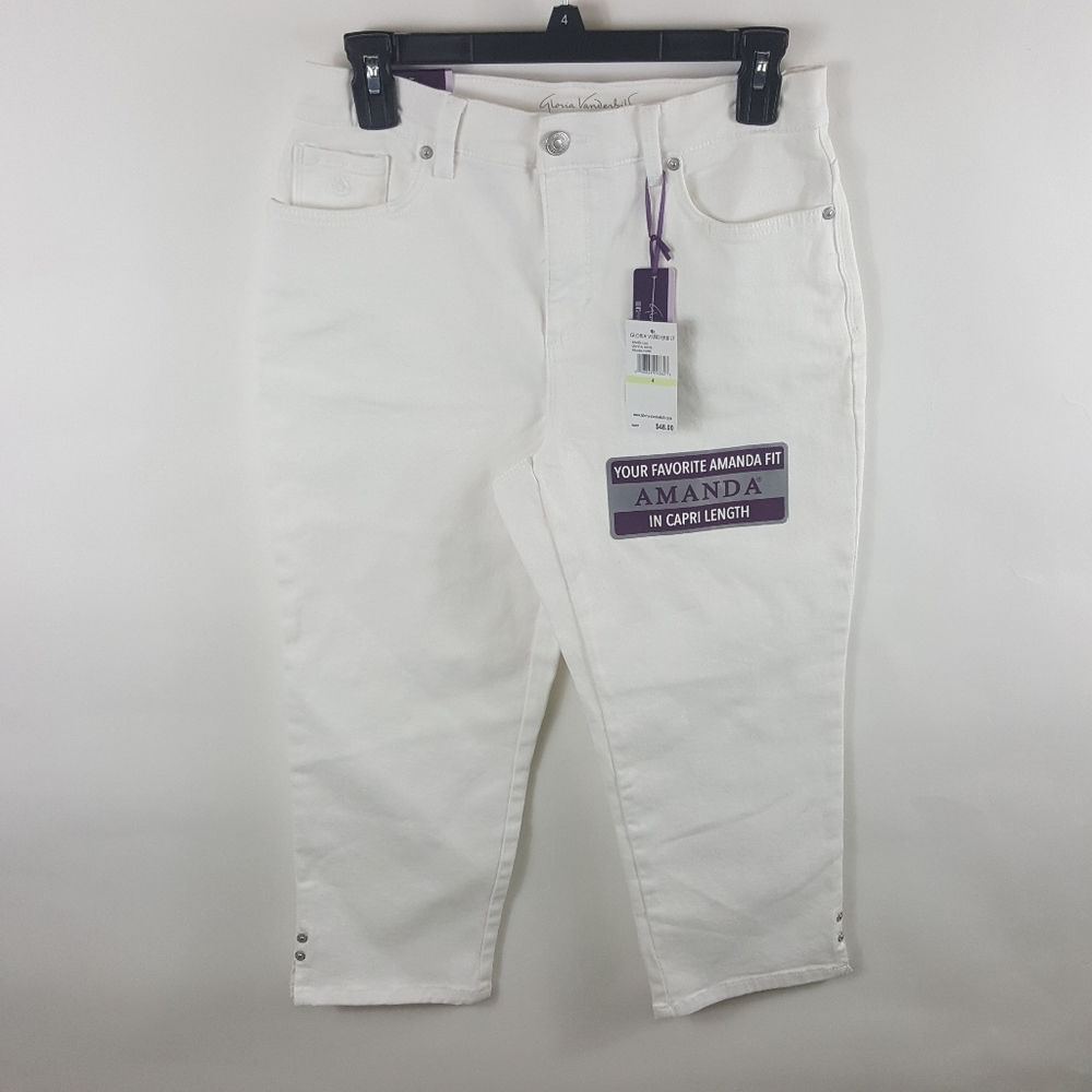 Gloria Vanderbilt Amanda fit Capri jeans  Size 4